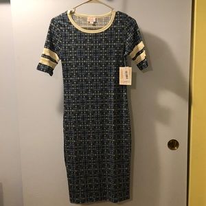 (3/&10) LuLaRoe Julia Dress- XXS